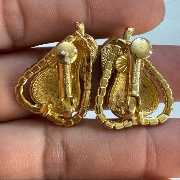 Gorgeous Vintage Vendome Uranium Crystal Rhinestones Clip On Pear Earrings - Picture 6 of 11
